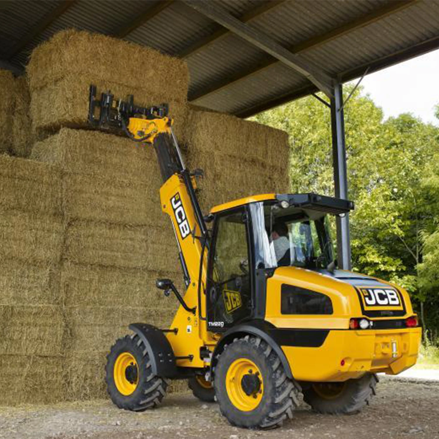 TM220 AGRI